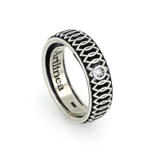 Ring aus 925er brüniertem Silber mit Diamantstruktur - ZAU005D-LM