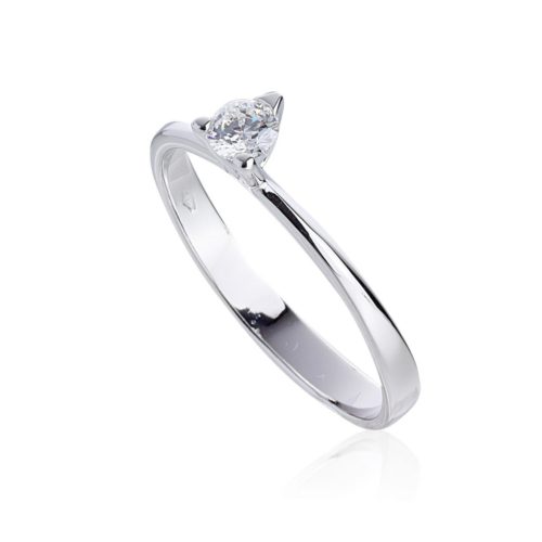 Solitärring mit natürlichem Diamanten